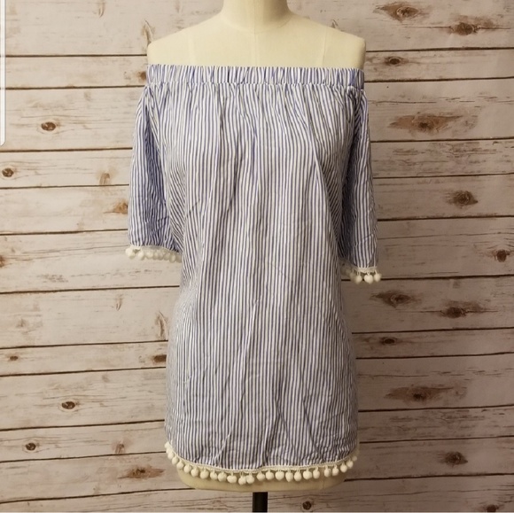Unique Spectrum Tops - ⬇️⬇️ Off Shoulder PLUS 3x Blue White Pinstriped